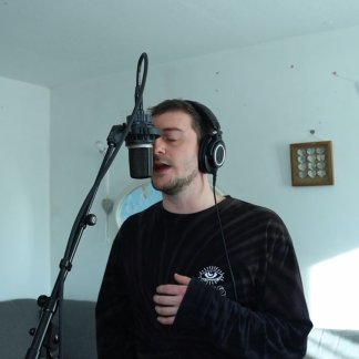 Session Singer, Vocalist, Songwriter - ChrisGraeme